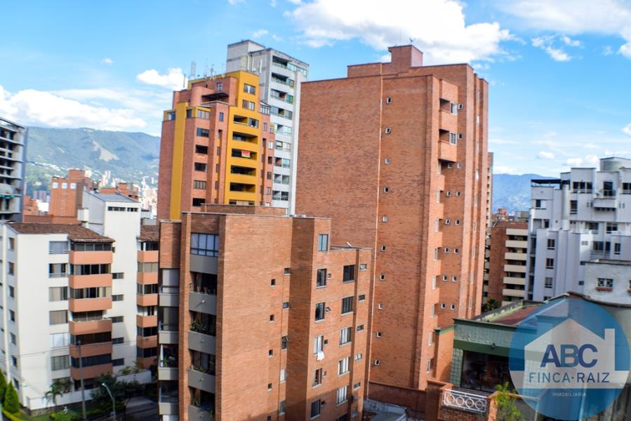 Apartamento en Venta en Laureles