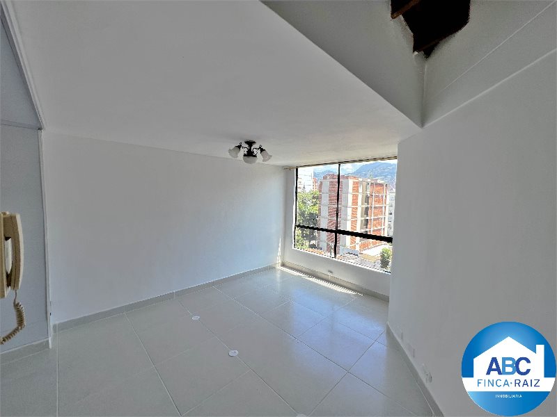 Apartamento en Ambos en Laureles
