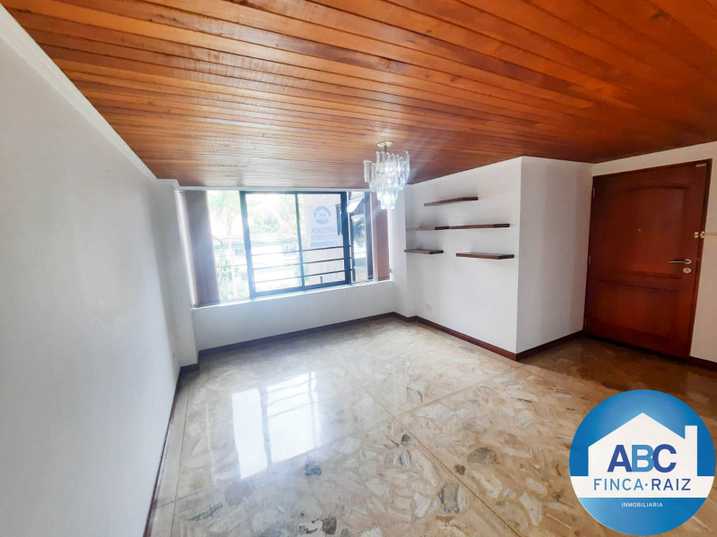 Apartamento en Arriendo en Laureles